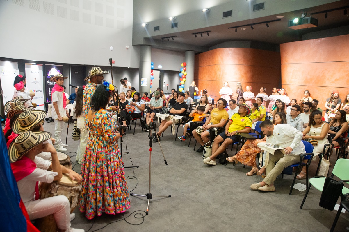 El Consulado de Colombia en Roma celebró la Independencia Nacional con connacionales