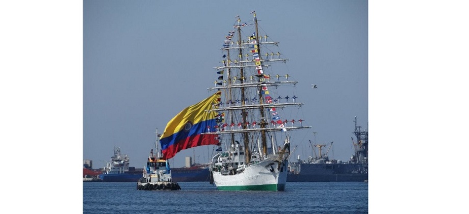 Hoy: Buque Gloria de la Armada Nacional atracará en el Puerto de Civitavecchia
